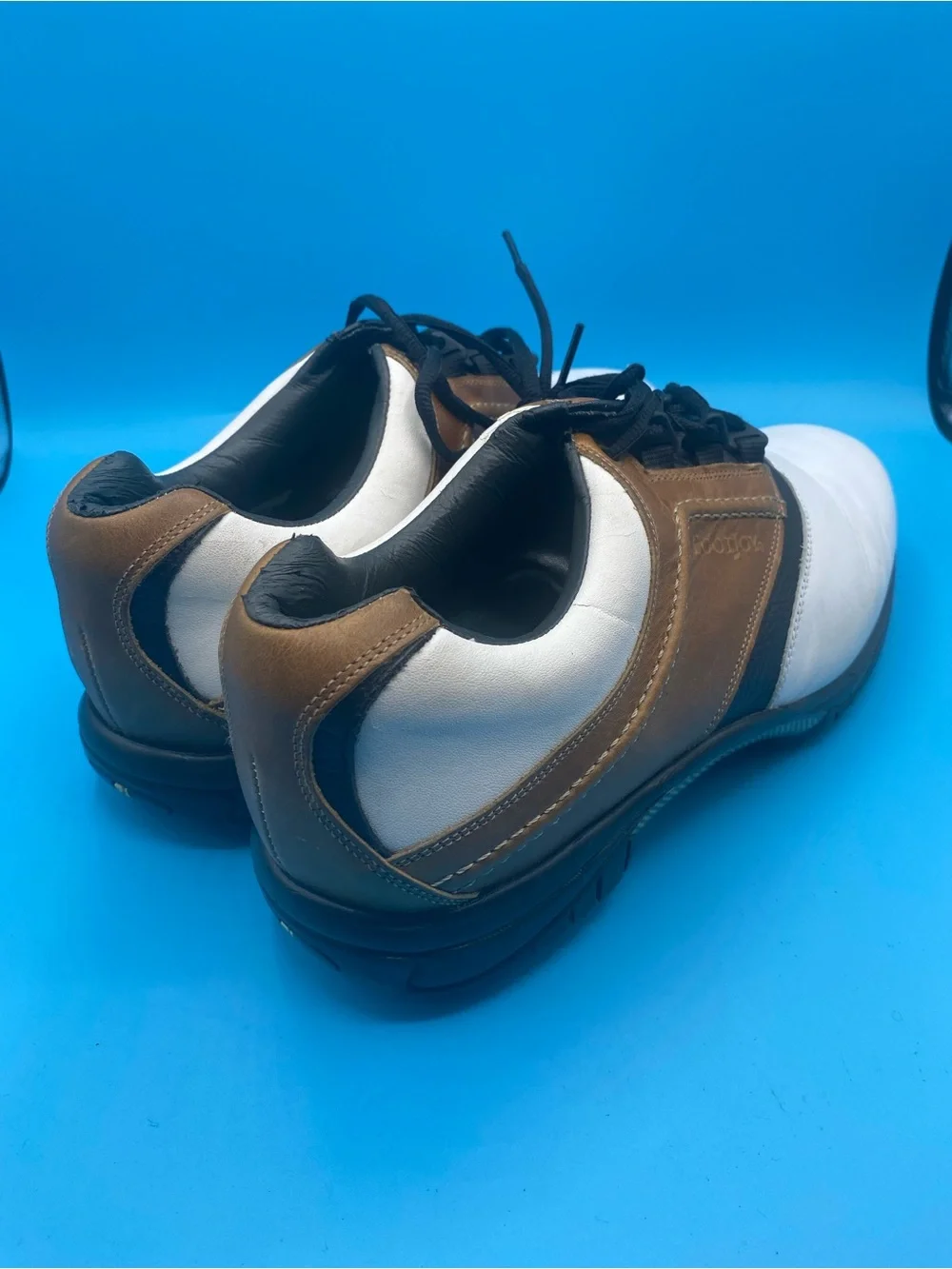 FootJoy Contour Series men's white and brown leather golf shoes - Picture 2 of 4